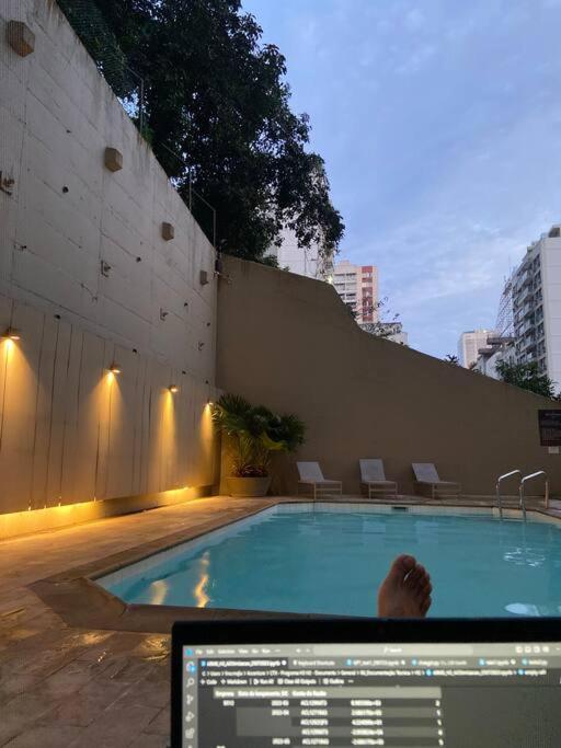 Apartamento Completo Com Saida A *